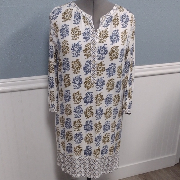 LOFT Dresses & Skirts - LOFT Long Sleeve Dress - Blue and Gold Floral